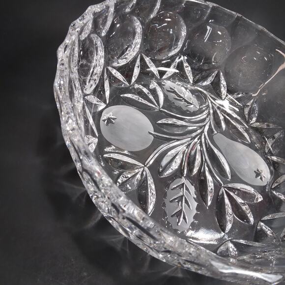 Crystal Cut Glass Fruit Serving Bowl 8.5" Frosted Fruit Pattern Centerpiece MCM - Picture 6 of 10